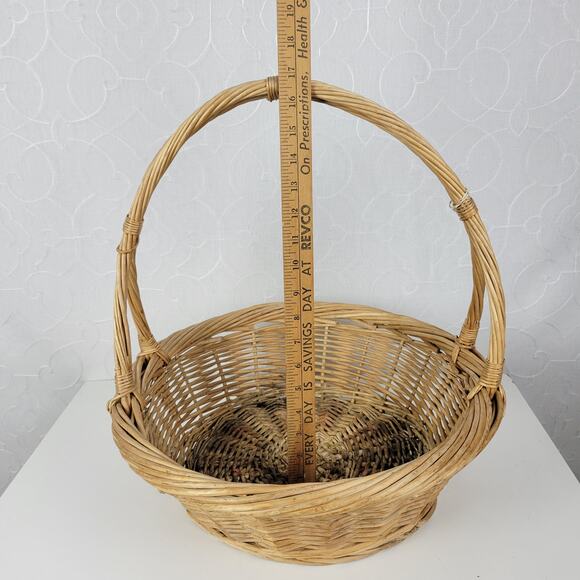 Vintage Wicker Basket Tan Natural Woven Rattan Round Handle Farmhouse Decor - Picture 7 of 16